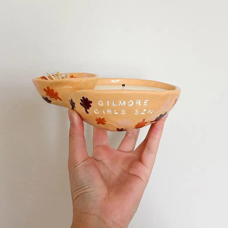 Halloween Gilmore girls-themed candle with Sculpd Candle Making Kit